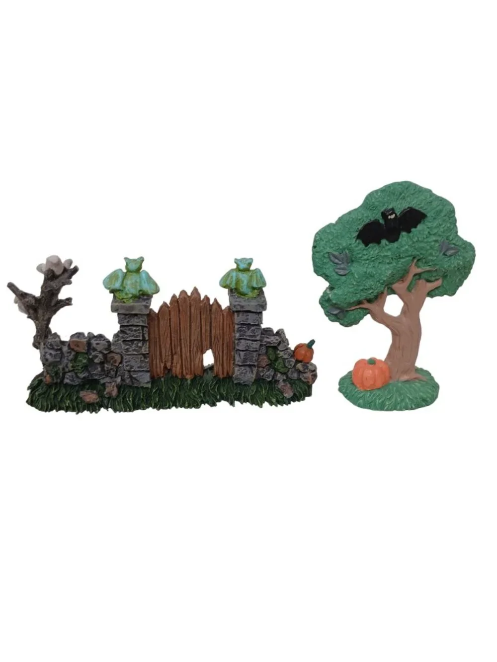Halloween Village Figurines Spooky Haunted Fence Ghosts Tree Bats Decor #E-M3